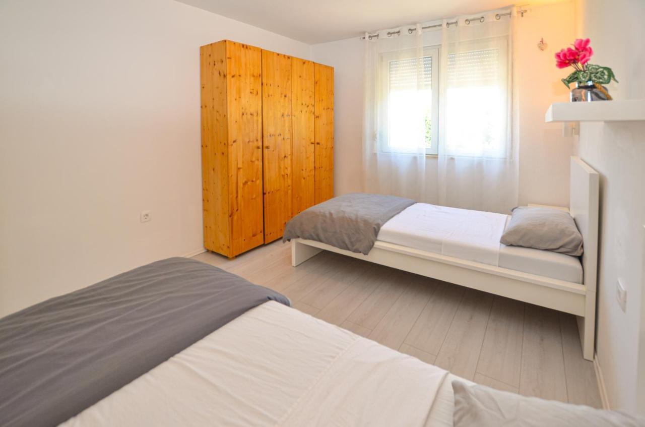 Apartments Iris Rovinj Eksteriør bilde